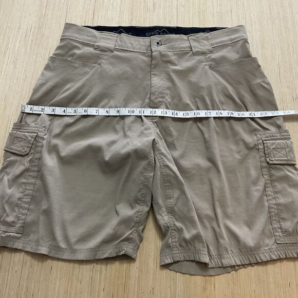 Eddie Bauer Mens size 38 Beige Cargo Shorts Chino Hiking Camp Stretch Outdoors - Picture 7 of 8